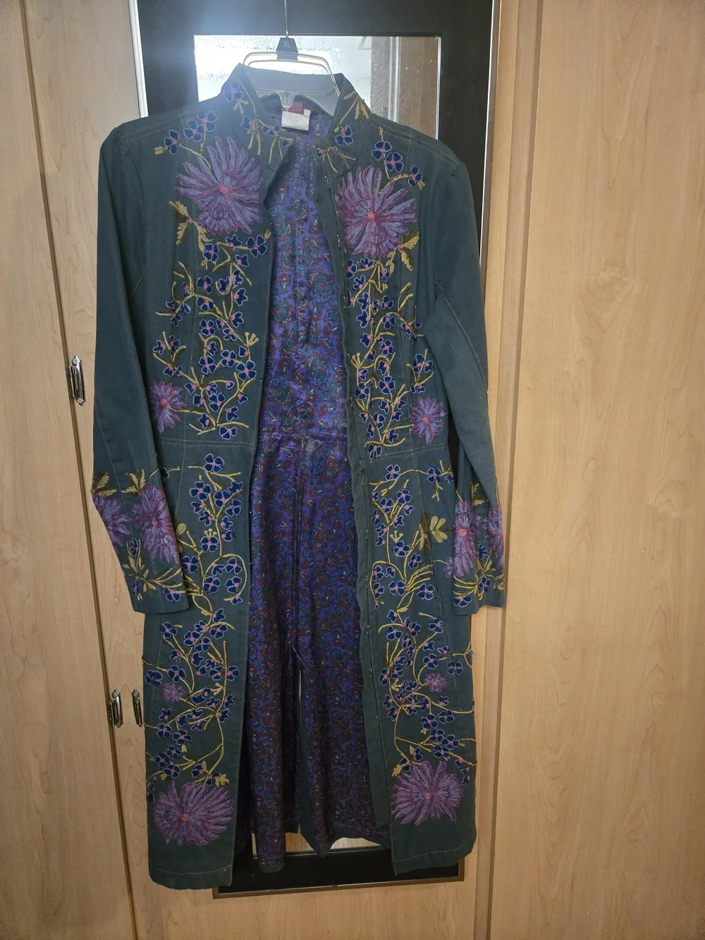 Tracy Reese Teal Trench Coat with Purple Floral Embroidery - Picture 1 of 8